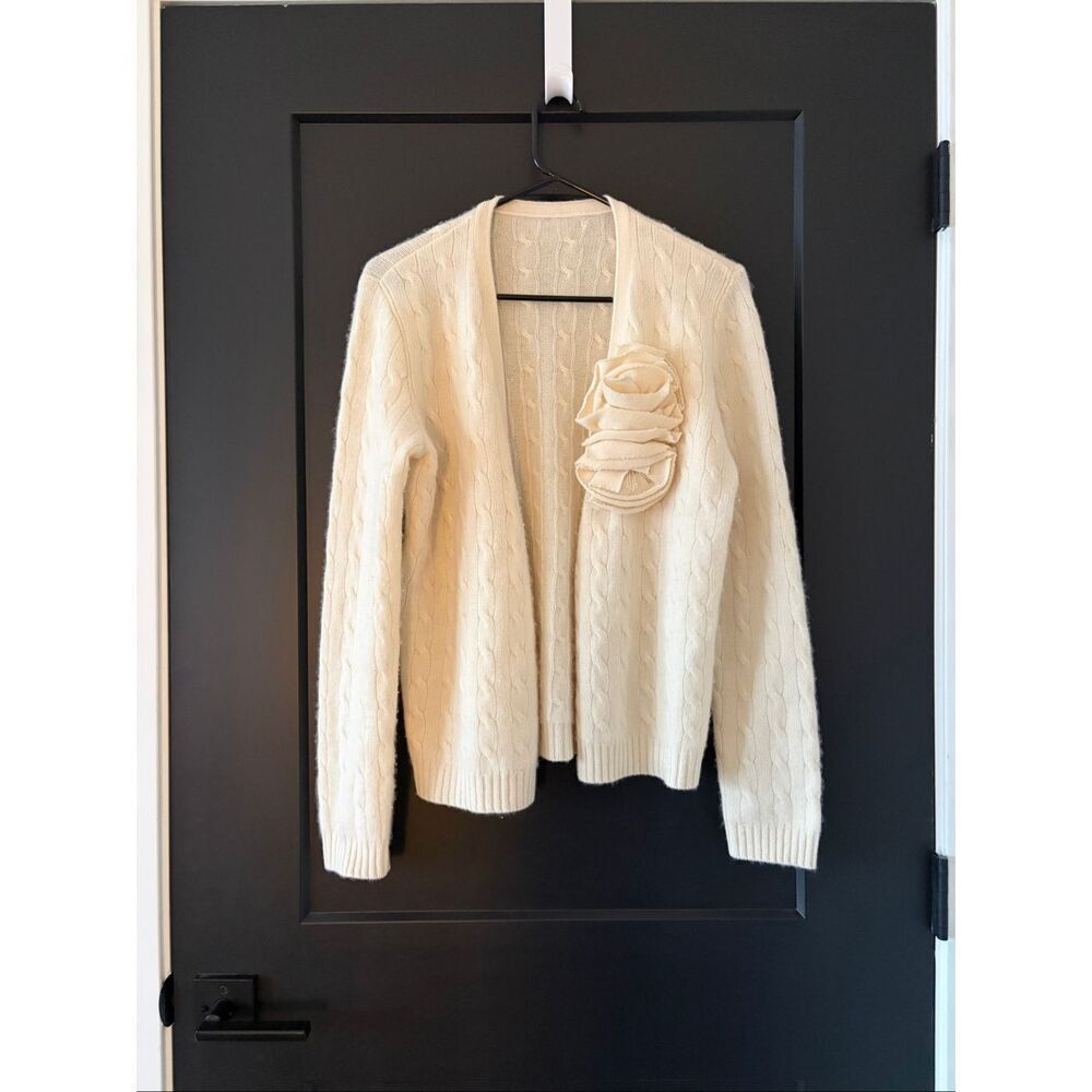 Ralph Lauren Ivory Cable Knit Cashmere Sweater with Floral Pin Size Medium